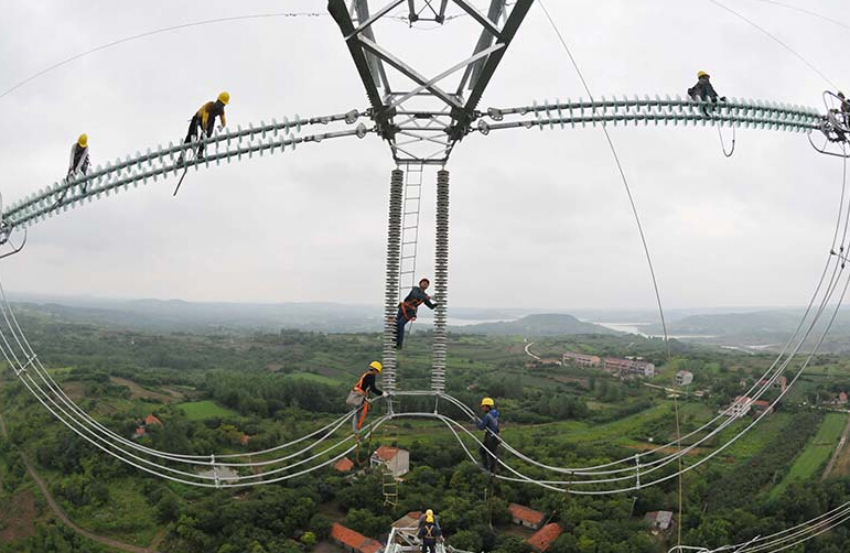 冠航鋁合金手扳葫蘆助安徽電網建設順利實施